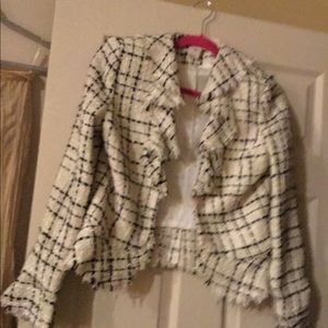 Black house white market blazer